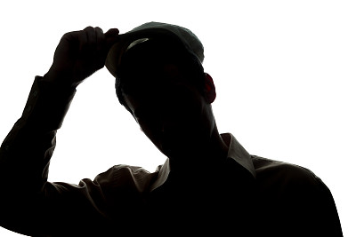 一个年轻人的肖像不戴帽子，正面视图图片下载