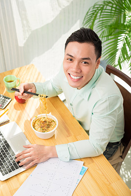 方便面的汤图片下载