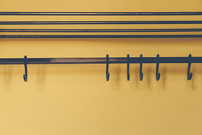 家里衣架背景图片下载