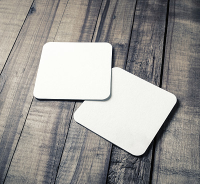 啤酒广场杯垫图片下载