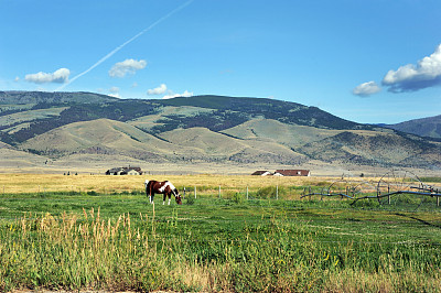 灌溉农田图片下载