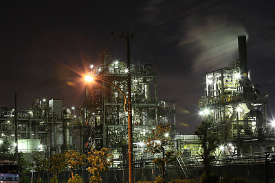 日本厂区夜景图片下载