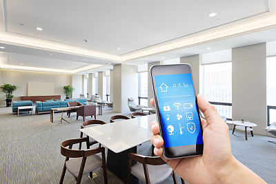 移动电话在现代会议室图片下载