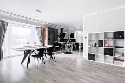 带桌子的客厅图片下载