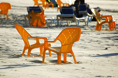 两把椅子图片下载