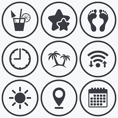 海滩假期图标。鸡尾酒,人类的足迹图片下载