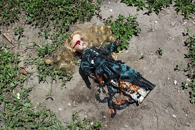 娃娃着火了图片下载