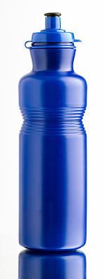 固体蓝色塑料瓶的水图片下载
