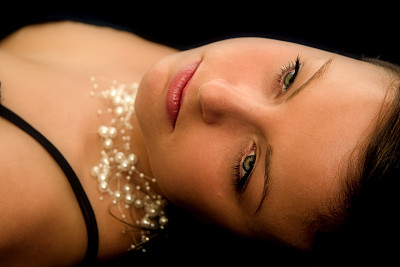 性感的年轻女子图片下载