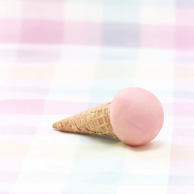 冰淇淋的喜悦图片下载