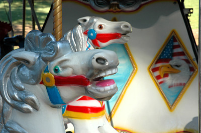 旋转木马图片下载