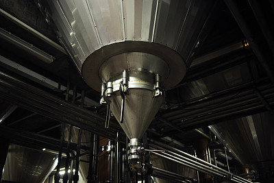 在啤酒厂图片下载