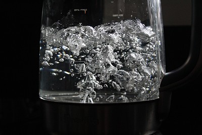 沸腾的水图片下载