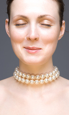 年轻女子肖像图片下载