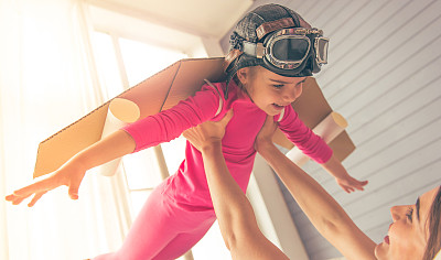 可爱的小宇航员图片下载