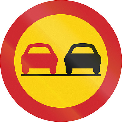瑞典使用的路标-禁止超车图片下载