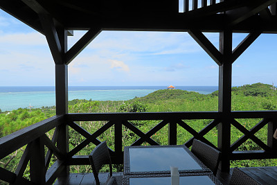 Tamatorisaki观察甲板在远处图片下载