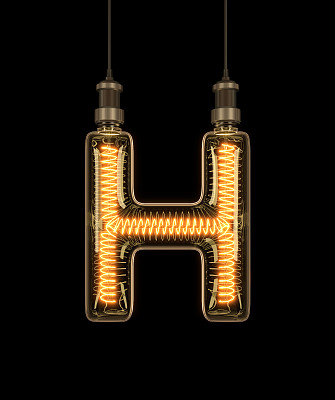 由灯泡制成的字母H。图片下载