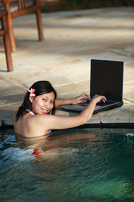 休闲女商人图片下载