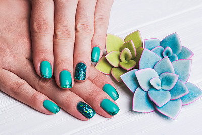 绿松石指甲装饰图片下载