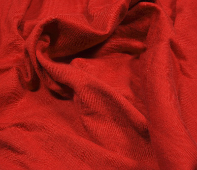 皱褶红棉布-心图片下载