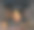 拱形的石头壁炉里熊熊燃烧的火焰素材图片