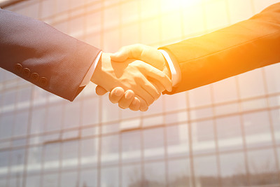 业务人员握手图片下载