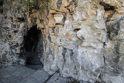 洞穴的入口。图片下载