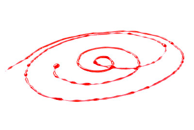 螺旋图案由浆果糖浆近距离孤立在白色图片下载