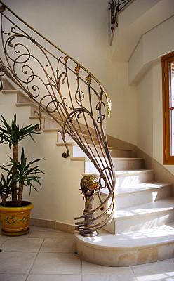 铁罗尼埃楼梯图片下载