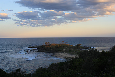 扬巴海边的日落天空图片下载