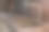 现代设计师镀铬水龙头上的不锈钢厨房水槽。图片下载
