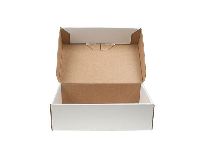 纸板箱-打开，前面，与剪切路径图片下载