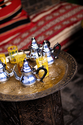 北非咖啡馆、餐桌细节(摩洛哥、阿尔及利亚、突尼斯等)图片下载