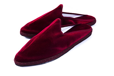 红色中东风格时尚拖鞋图片下载