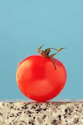 多汁的西红柿图片下载