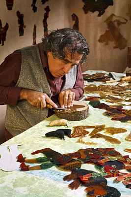 傀儡制造商的工作室图片下载