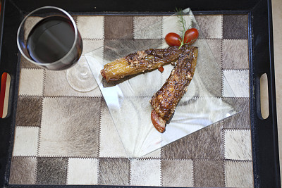 托盘上的食物图片下载