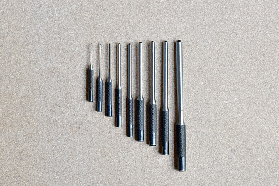 用于拆卸销子或插销的滚销冲头套装工具图片下载