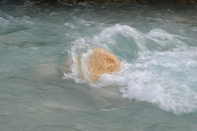 西班牙的瀑布图片下载