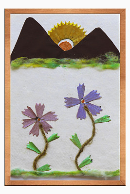 用垃圾手工制作的贺卡图片下载