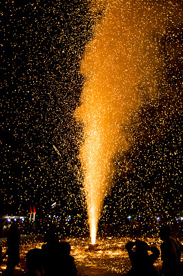 爆炸的烟花素材图片