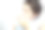 年轻男子擦脸，男士护肤理念图片下载