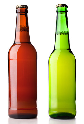 不同瓶的啤酒图片下载