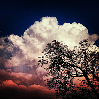 ~戏剧性的云景~图片下载