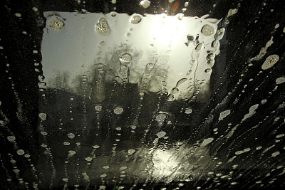 挡风玻璃肥皂图片下载