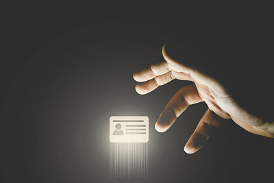 手偷身份证图标。黑客信用卡概念图片下载