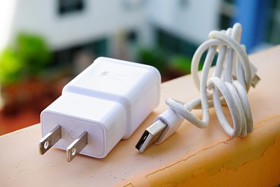 手机充电线图片下载