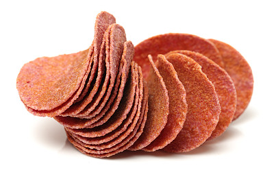 紫薯片(紫薯片)孤立在白色背景上图片下载