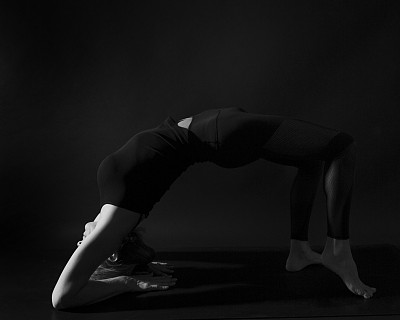 瑜伽22图片下载